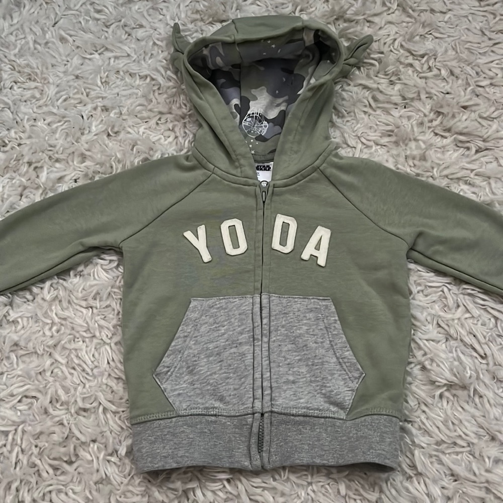 Gap Disney Star Wars Baby Yoda Hoodie